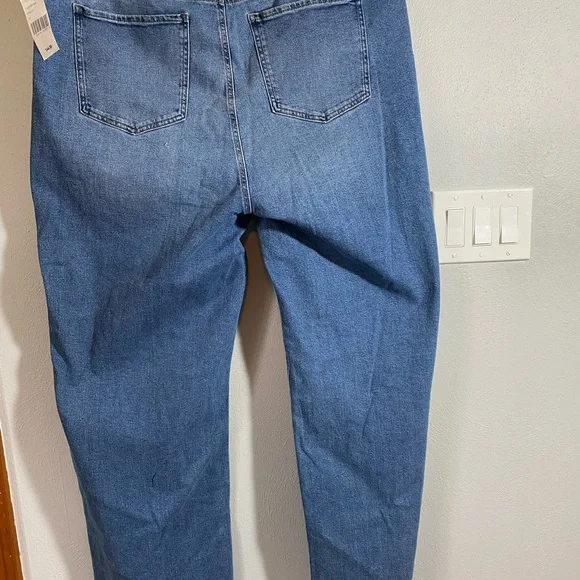 RE Generations by Celebrity Pink Women’s Plus Size Jeans Wide Leg Size 2… - Picture 5 of 15